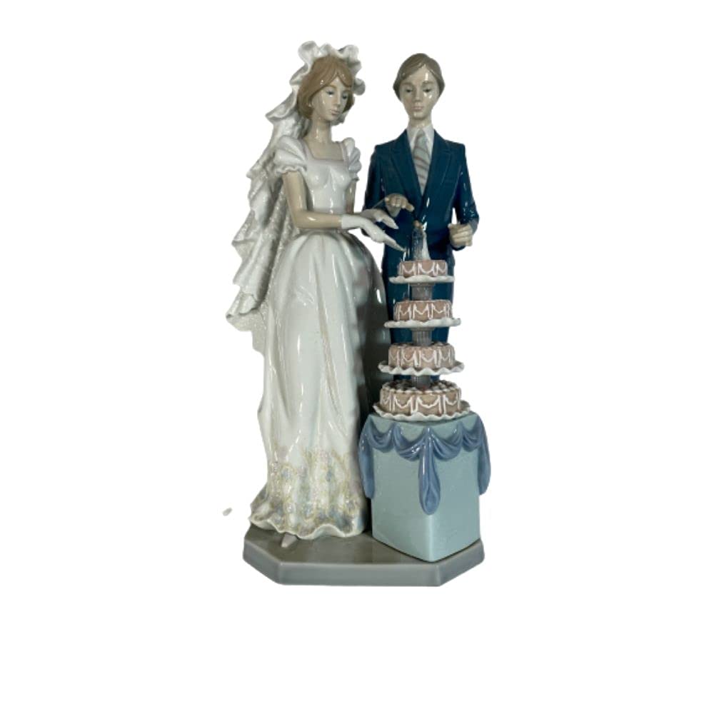 Amazon.com: Lladro Wedding Cake 01005587 : Home & Kitchen